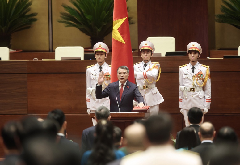 Thủ tướng Chính phủ Lê Minh Hưng phát biểu nhậm chức: Chính phủ sẽ tập trung cao nhất vào 5 định hướng lớn trọng tâm- Ảnh 1.