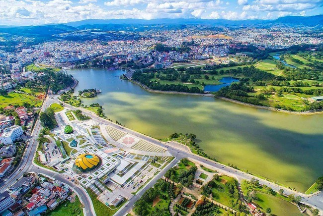 Lâm Đồng: Phát triển mạnh cơ sở hạ tầng du lịch - Ảnh 1.