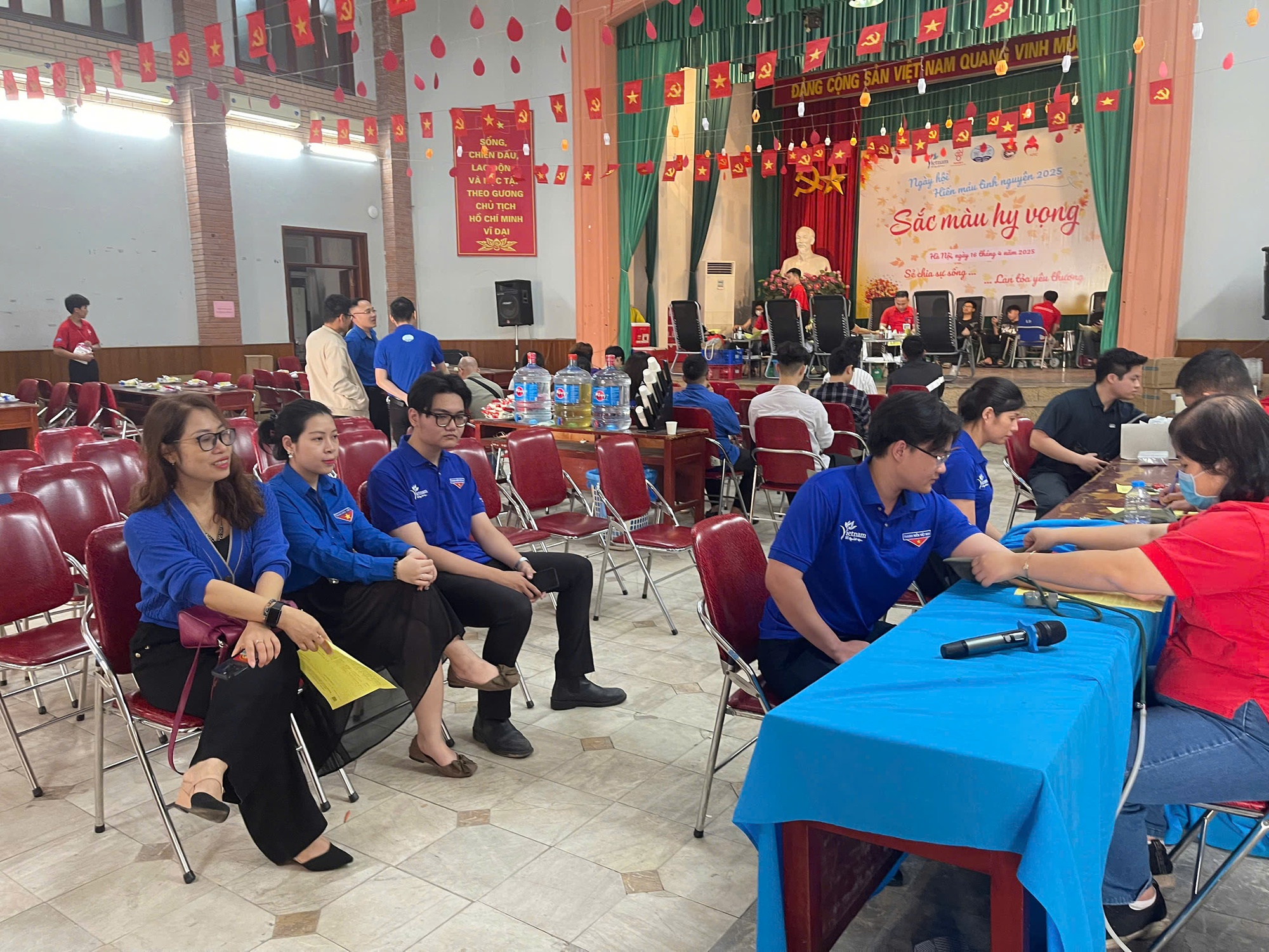 Đoàn Thanh niên Cục Vin777 euro 2025 Quốc gia Việt Nam tổ chức Ngày hội hiến máu tình nguyện 2025 - Ảnh 5.