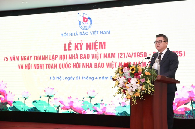 Hội Nhà báo Việt Nam tiếp tục phát huy truyền thống vẻ vang, không ngừng đổi mới, nâng cao vai trò và vị thế - Ảnh 2.